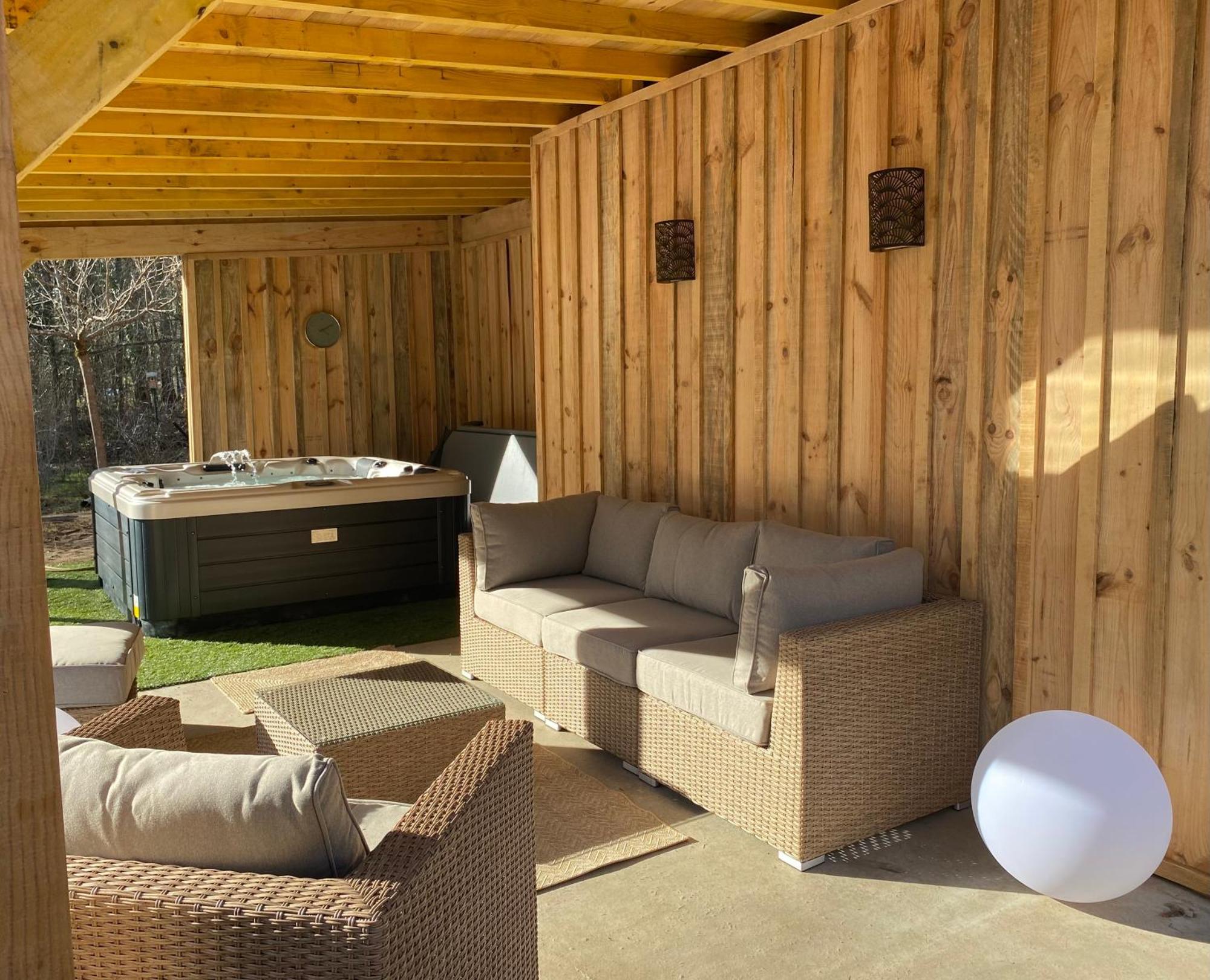 Gites & Spa De Charme " Ploum" Pouydesseaux ภายนอก รูปภาพ